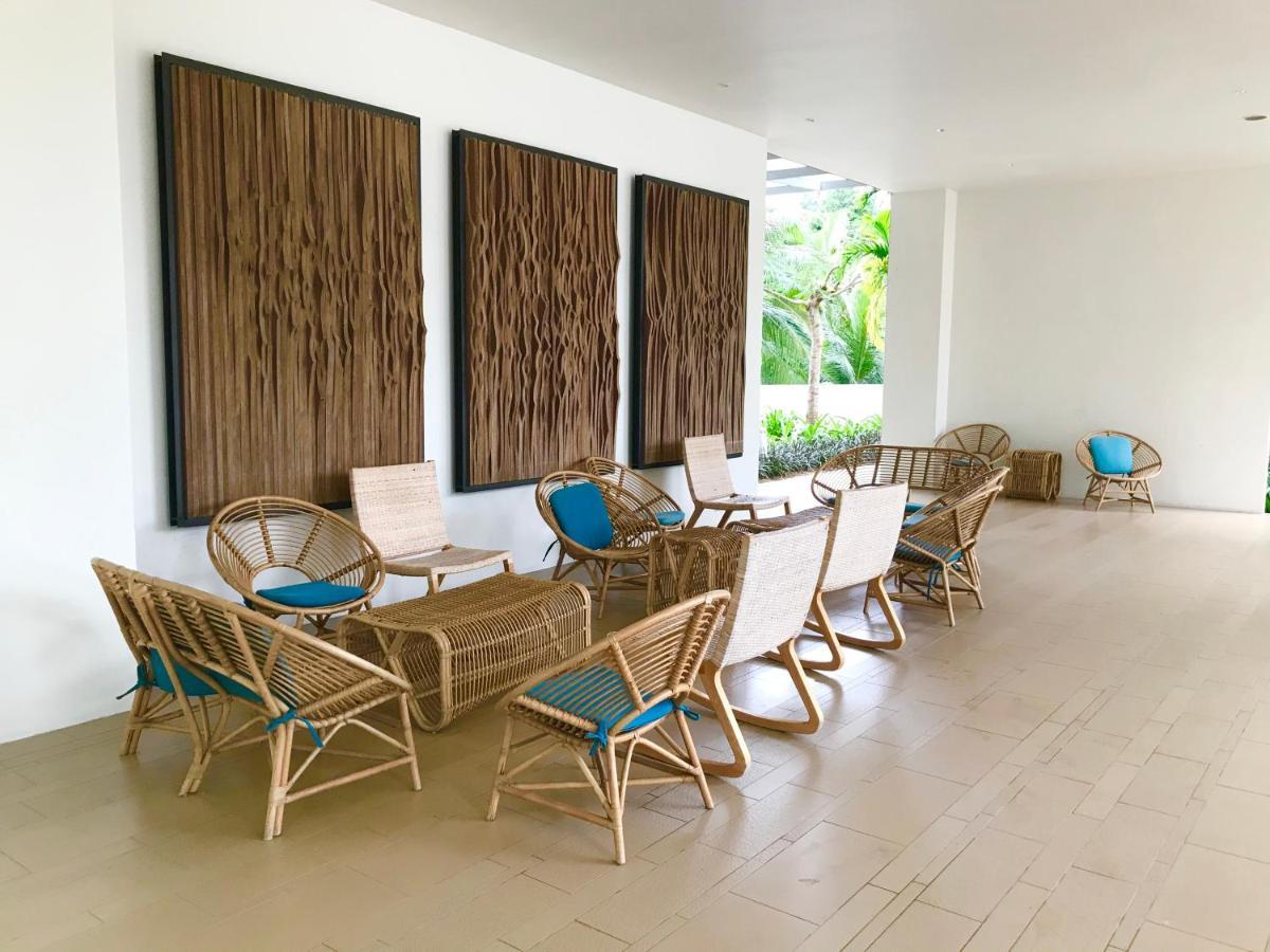 By The Beach - Luxury 2 Bedrooms Family Suite Batu Ferringhi Exterior foto